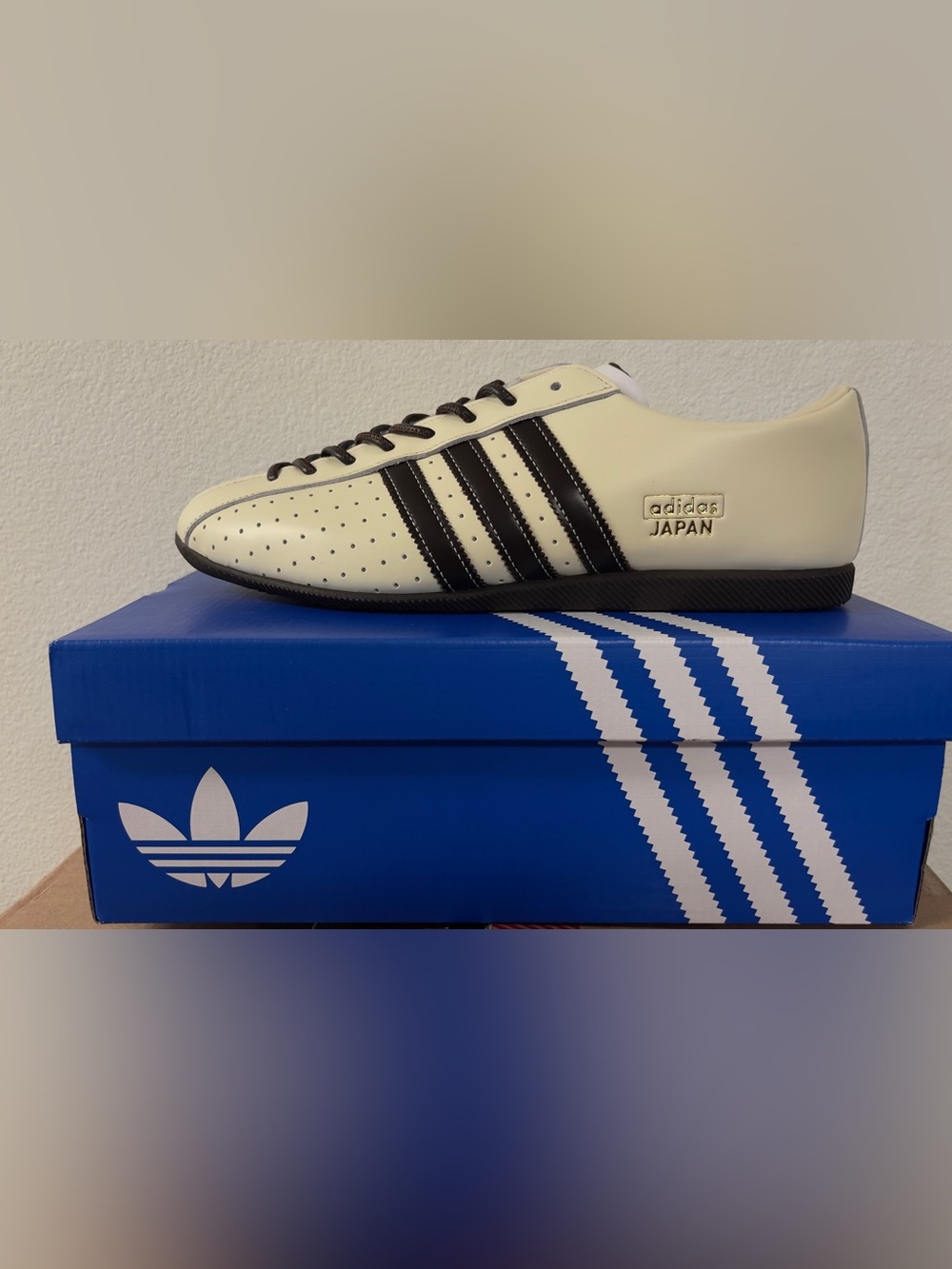adidas Japan Sneakers - Cream with Brown Stripes